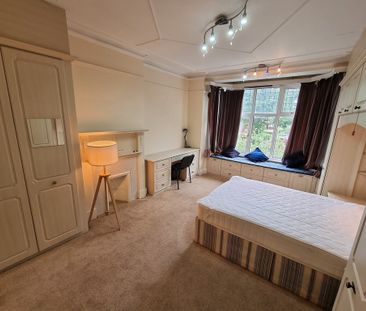 6 Bed Student Accommodation - Photo 6