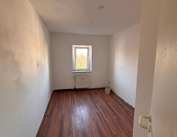Frisch Sanierte 2-Zimmer-Wohnung mit Dusche – ab Dezember beziehbar - Foto 1