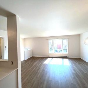 Laval_secteur Pont-Viau_Grand 4 1/2 - Photo 2