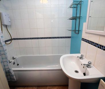 Harold Street, Burnley - Photo 5