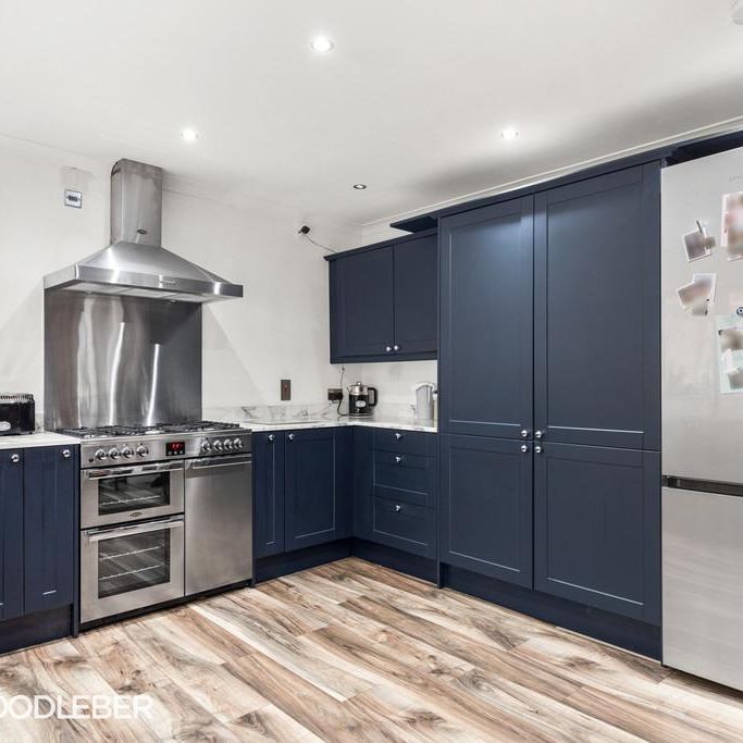 2 bedroom terraced house to rent - Photo 1