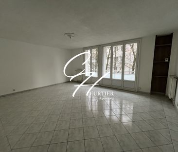 LA TRONCHE - APPARTEMENT T3 - TRAVERSANT - Photo 2