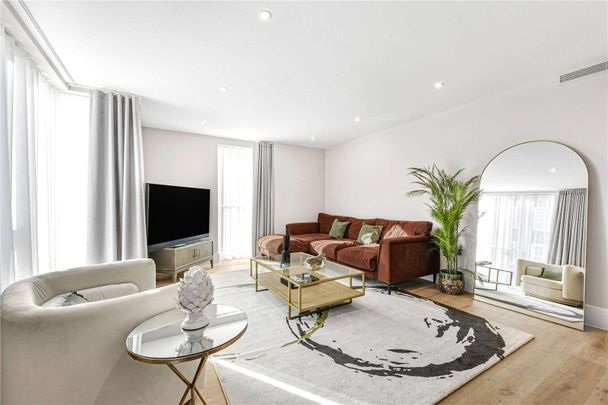 Stunning four bedroom apartment in a high specification new development on Baker Street - Photo 1