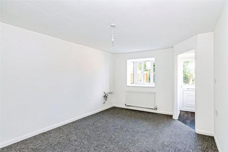 2 bedroom semi-detached house to rent - Photo 4