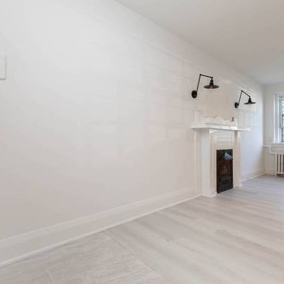 15 HUBBARD BLVD. #4 - RENOVATED STUDIO/1BATH, LAUNDRY, STEPS TO BEACH! - Photo 3