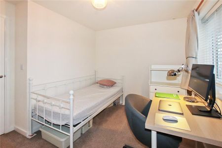 2 bedroom semi-detached house to rent - Photo 5