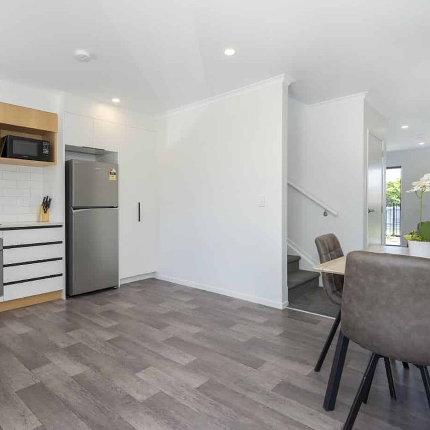 Modern Studio Rooms for Rent - Photo 1