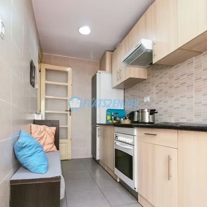 Carrer del Pintor Gisbert, Valencia, Valencian Community 46004 - Photo 1