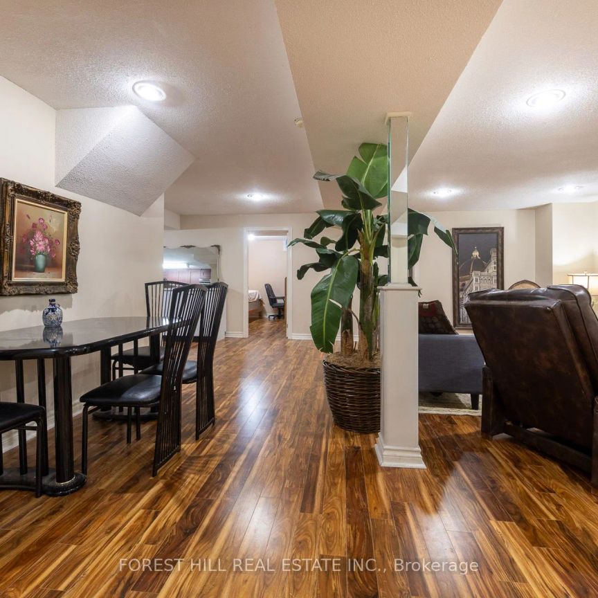 32 Hamills Crescent #BSMT - Photo 1