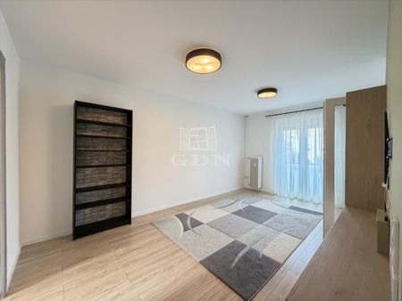 Kiadó felújított panel lakás - Székesfehérvár - Fotó 2