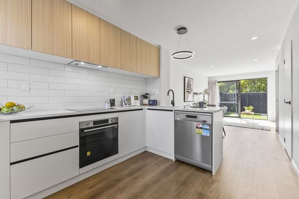 Brand new unit near Airport / Middlemore - Photo 1