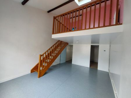 LOCATION APPARTEMENT T3 BIS, POITIERS, CENTRE-VILLE - Photo 2