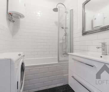 Przestronne trzypokojowe mieszkanie z balkonem na Podwalu w Jaworzn... - Фото 4