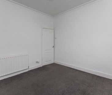 2 bedroom House To Let - Photo 3