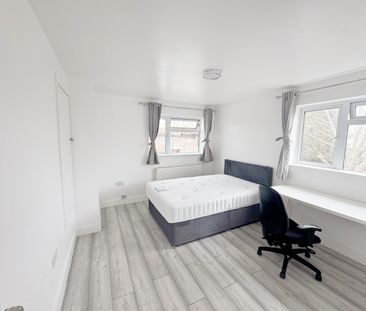 Room in a Shared House, Stothard Road, BS7 - Photo 2