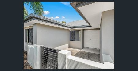 4-Bedroom Modern House - Photo 2