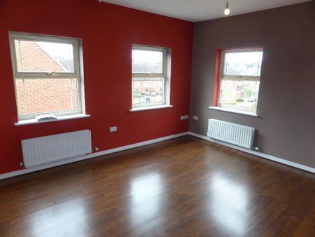 1 bedroom flat to rent - Photo 2