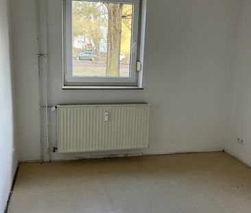 Gut Geschnittene 3 Zimmerwohnung mit Zeitmietvertrag bis zum 30.06.... - Photo 2
