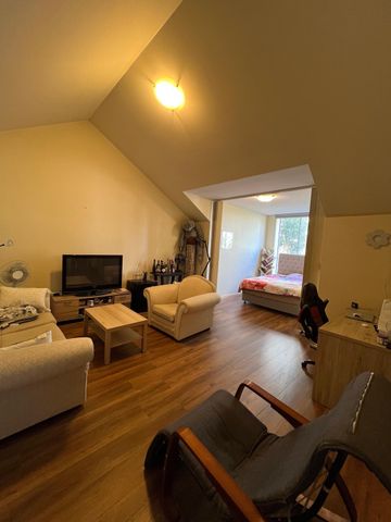 West Melbourne - Photo 4