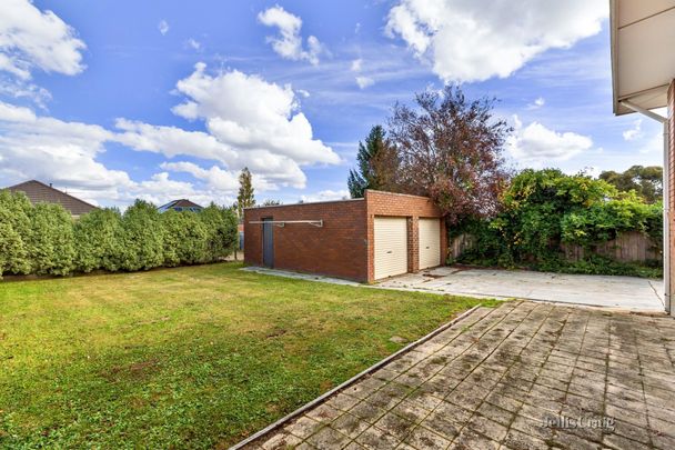 327 Norman Street, Ballarat North - Photo 1