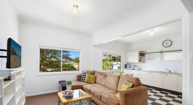 2/34 Auld Street, Terrigal - Photo 1