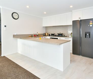 3 Bedroom & Bonus Study! - Photo 3