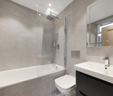 2 bedroom flat to rent - Photo 2