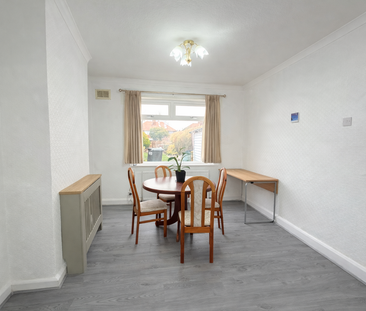 2 bedroom semi-detached house to rent - Photo 4