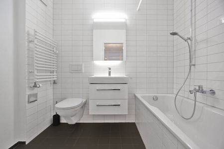 2.5 Zimmer, 77 m², 2. Stock - Photo 3