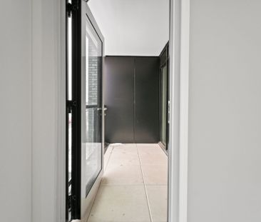 For Lease - 3079 Trafalgar Road Unit# 303, Oakville, Ontario - Photo 1