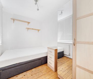 3 bedroom maisonette to rent - Photo 3