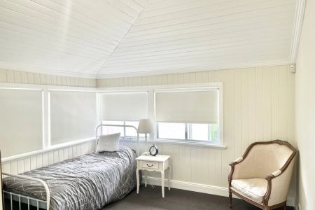 Charming Queenslander with Modern Upgrades and Ultimate Entertaining Space in Prime Location - Photo 5