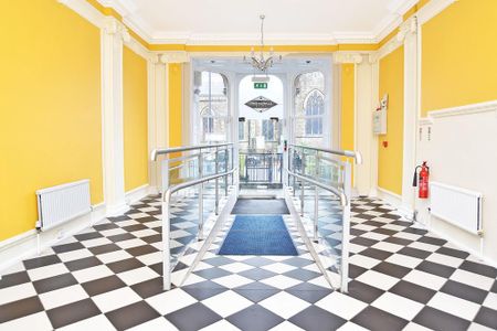 2 bedroom apartment to rent - Photo 2