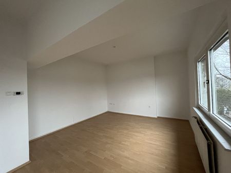 Wohnen im Kaiserviertel, helle neu renovierte ca. 81 m² Wohnung im 4. OG! - Photo 3
