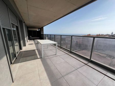 4 room luxury Flat for rent in Almería, Andalusia - Photo 3