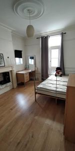 1 bedroom in a house share to rent - Photo 4