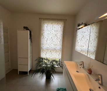 Luxueus 2-slaapkamerappartement nabij het centrum van Genk - Photo 6