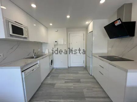 Alquiler de piso en Calle Antonio Navajas Ruíz - Photo 2