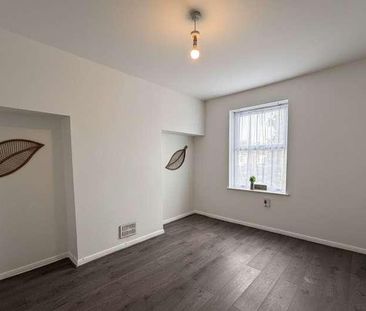 Flat B, Sandringham Street, Hull, HU3 - Photo 2