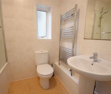 4 bedroom house to rent - Photo 3