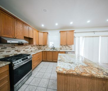 For Lease - 26 Peacock Crescent, Ajax, Ontario - Photo 4