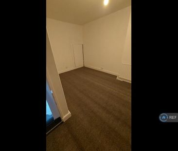 3 bedroom end of terrace house to rent - Photo 6