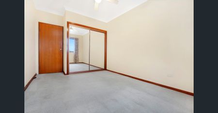 Spacious Apartment ! - Photo 2