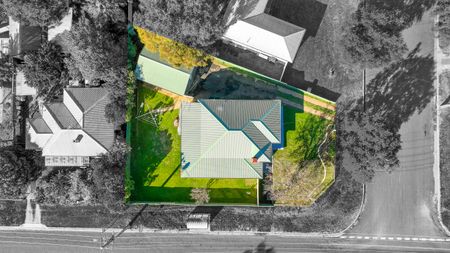 28 Susanne Street - Photo 2