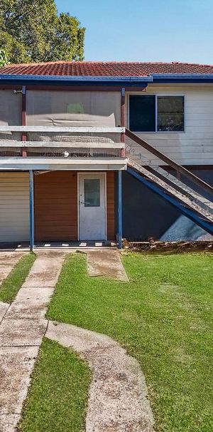 Comfort, Space and a Pool—Everything You Need - Photo 1