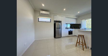 Modern Lock and Leave - Photo 4