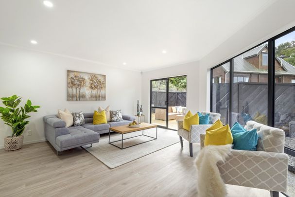 Spacious Family House in the Beautiful Murrays Bay - Photo 1
