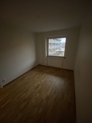 Enköpingsvägen, Järfälla - Foto 1