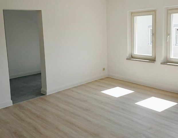 komplett renovierte 4-Zimmer Wohnung im 3. OG der Güterbahnhofstr., 01.11.2025 - Foto 1