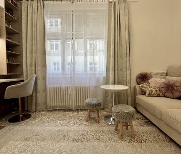 Pronájem bytu 1+kk 26 m² - Photo 1